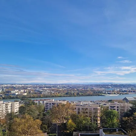 아파트 T4/5 Avec Vue Sur Les Alpes A 5 Minutes De Lyon *